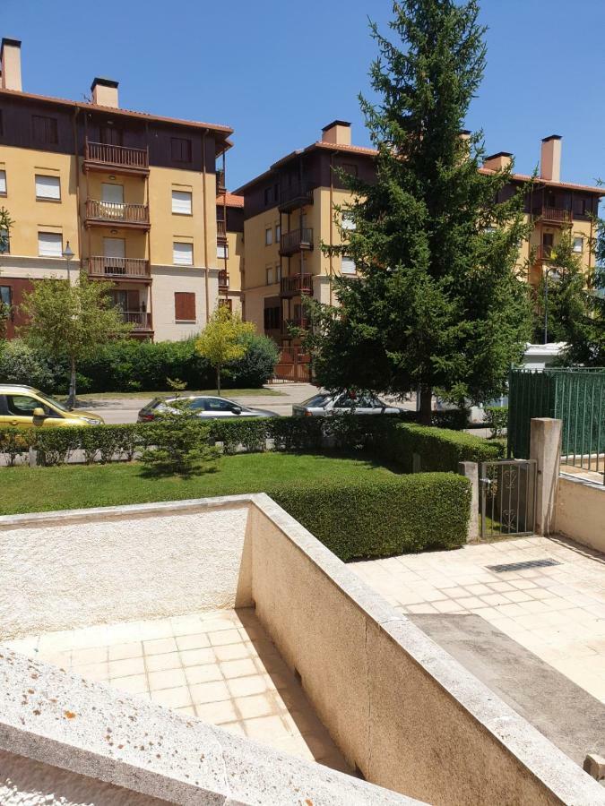 Apartamento Collarada Хака Экстерьер фото